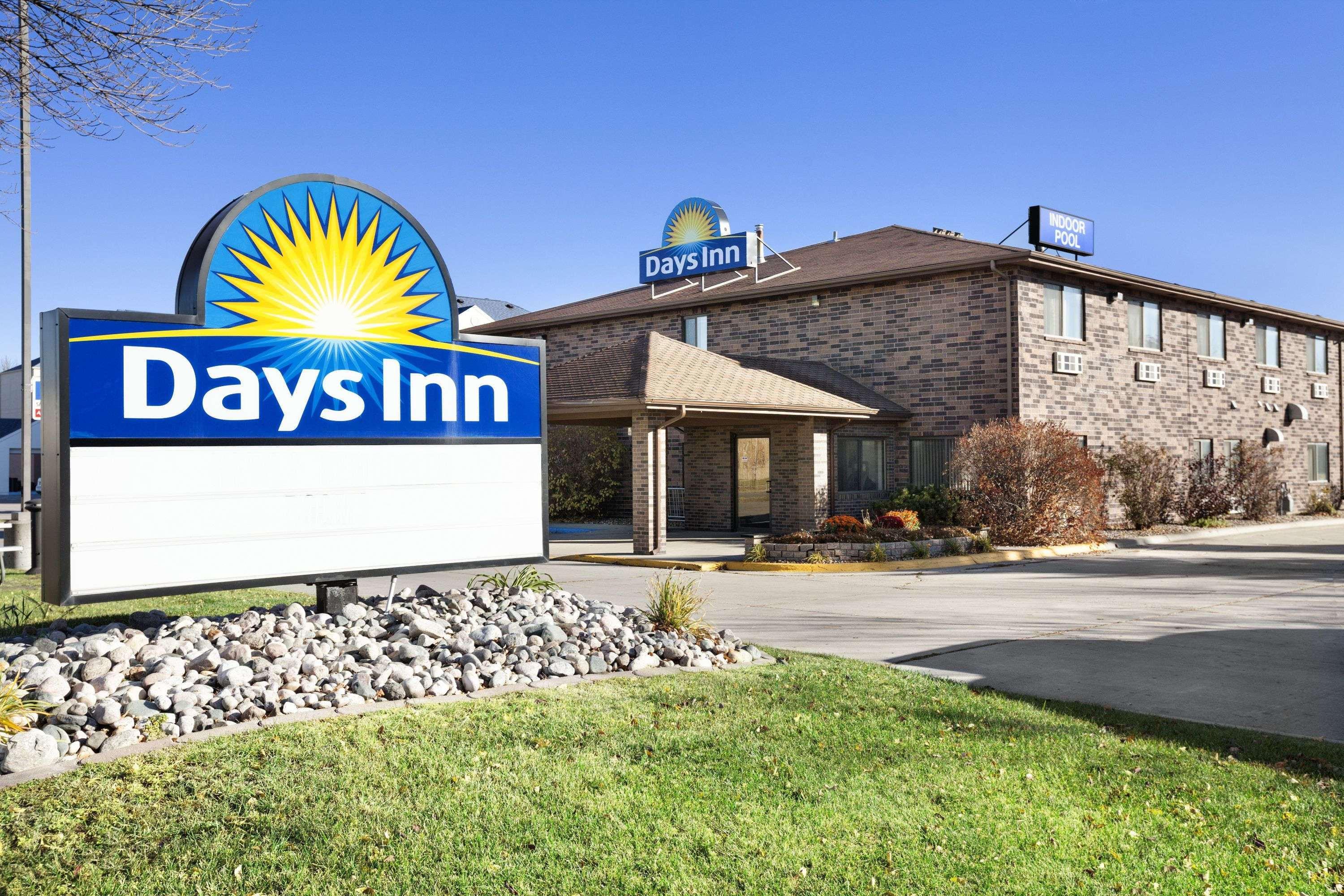 Days Inn By Wyndham Columbia Mall Grand Forks Exterior photo